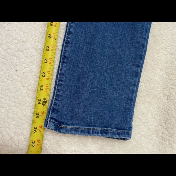 Levi’s boyfriend crop size 31 runs large 36 Waist - Picture 6 of 11